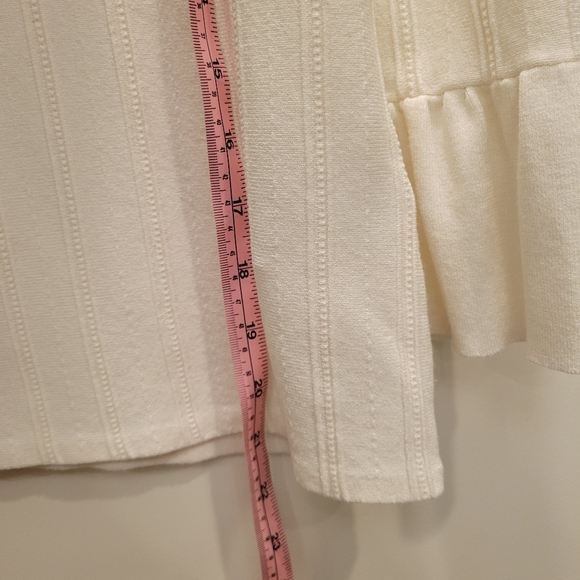 Ann Taylor - Picture 6 of 7